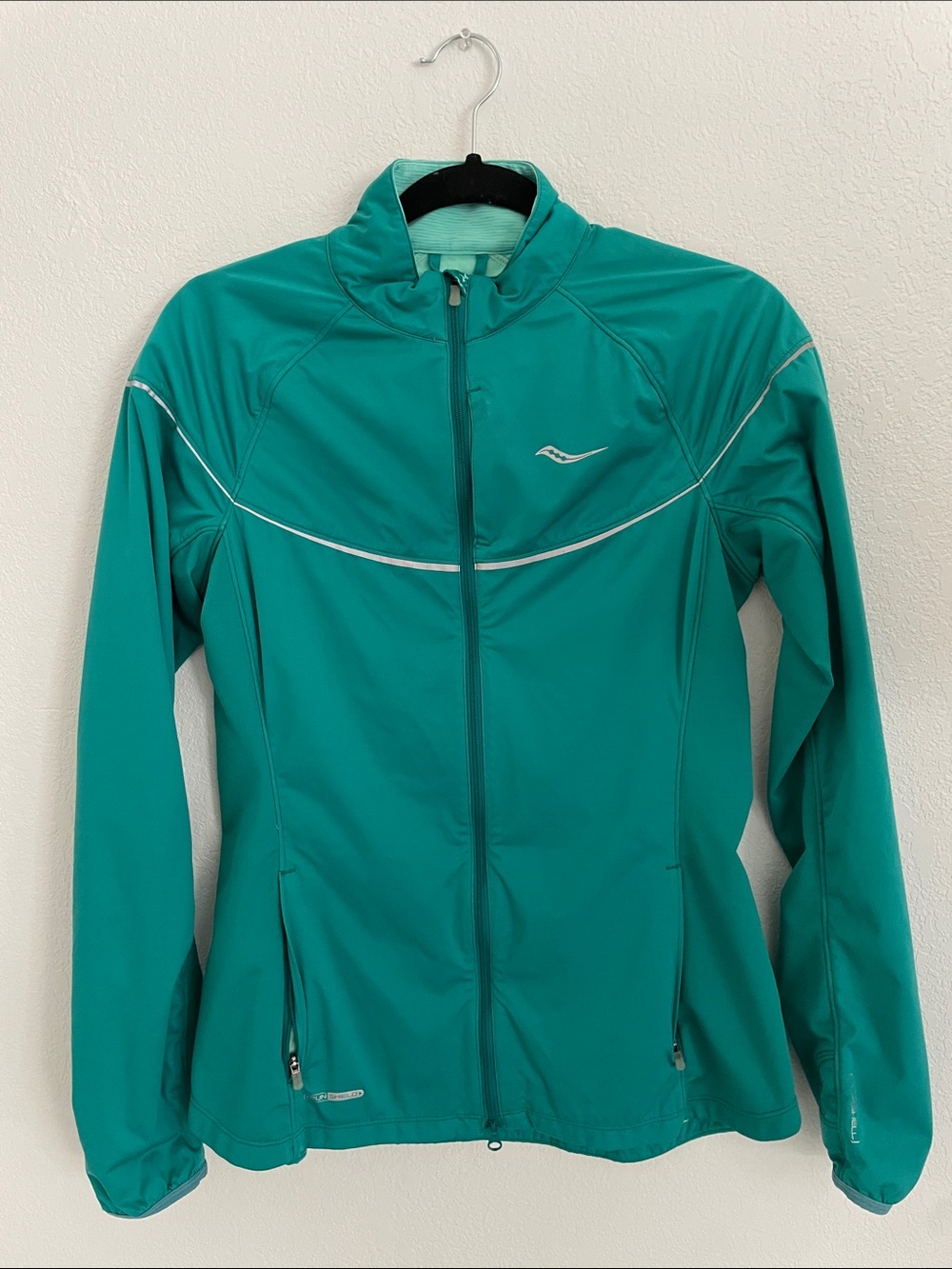 Saucony Women's Teal Full-Zip Lightweight Running Jacket